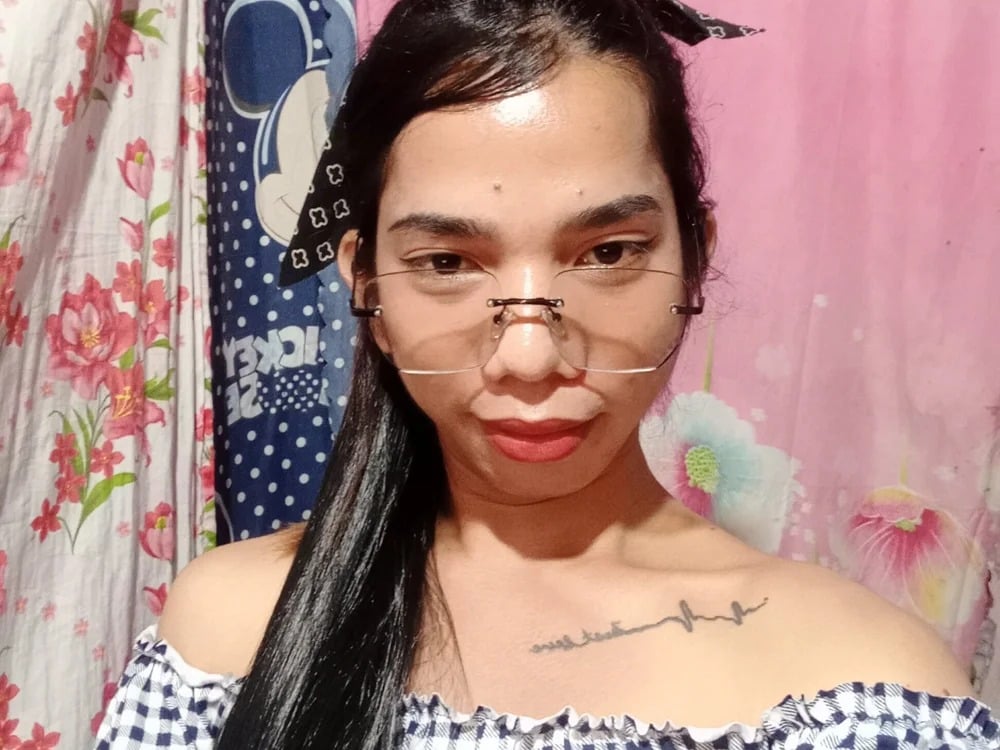 Lady_trix01 Chatroom