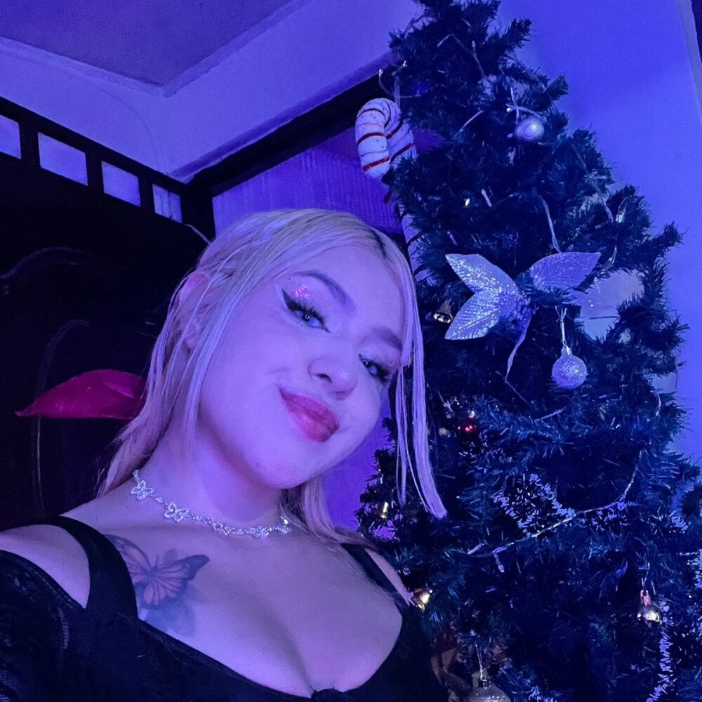 Lailas_world Chatroom