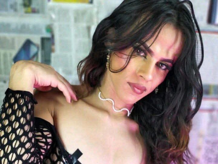 Laira_hotgirl Chatroom