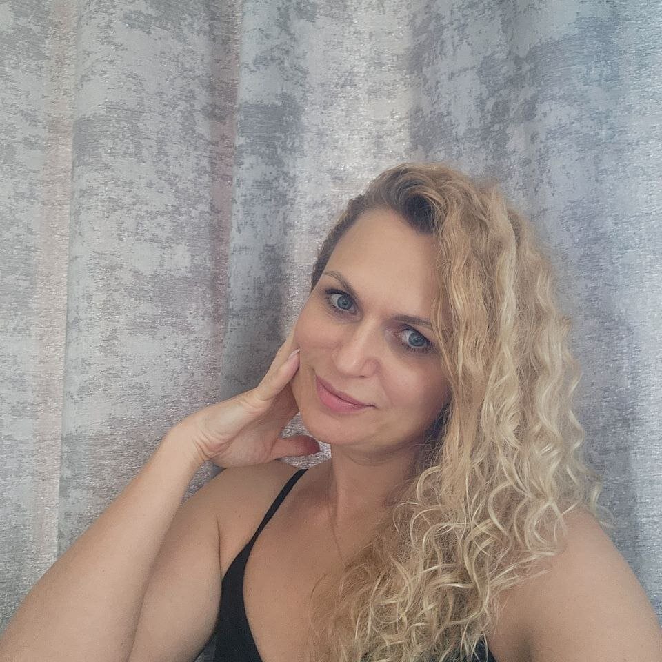 LanaLight_x Chatroom