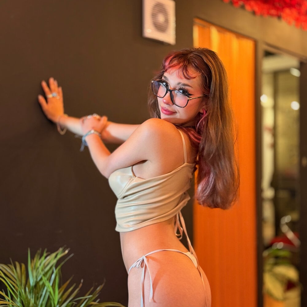 Laracooper_ Chatroom