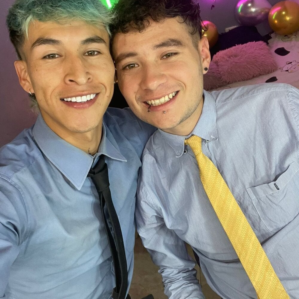 Latin_boysxxxx Webcam Profile Picture Latin_boysxxxx Chatroom