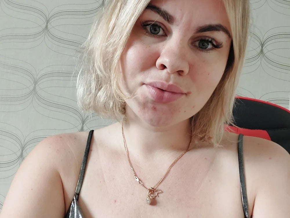 LauraLlq Chatroom