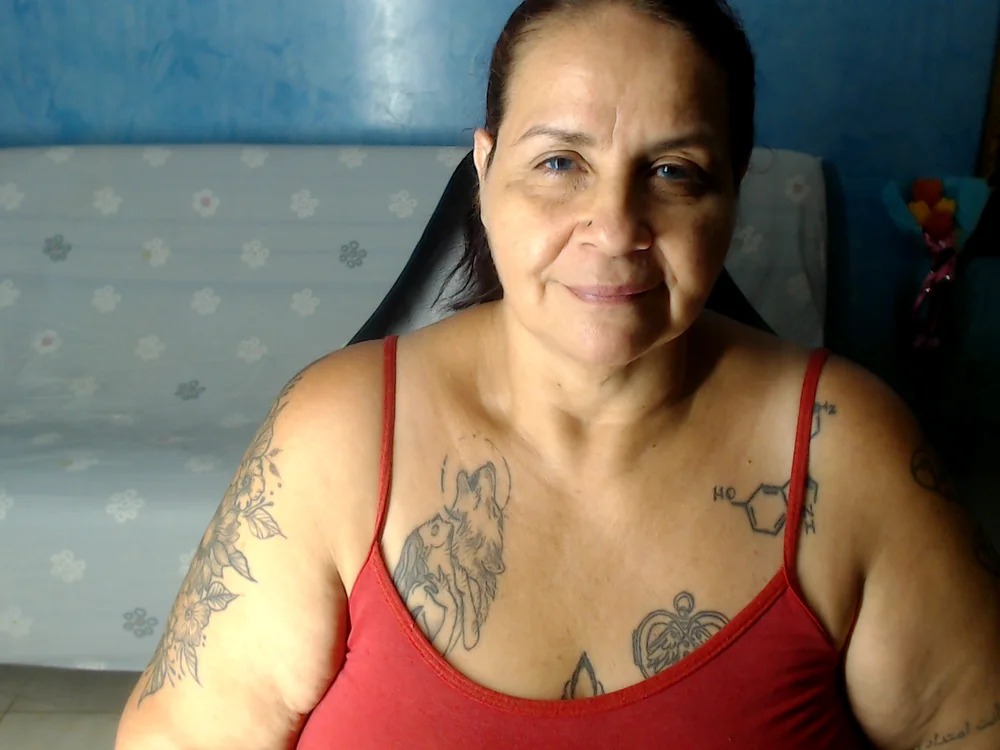 LauraRiley1 Chatroom