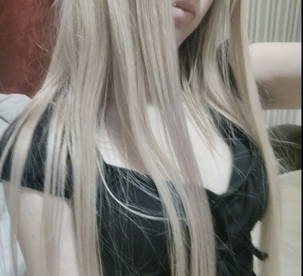 Laura_Obsidian Chatroom