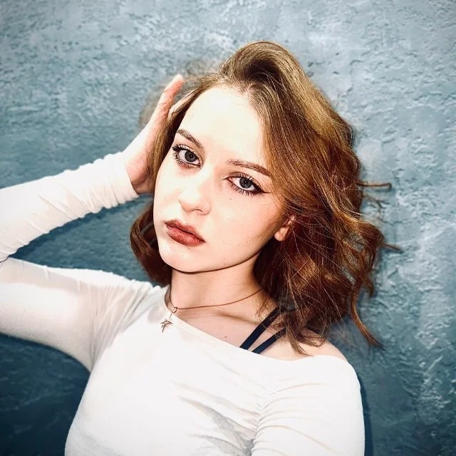 LauraaJohnson Chatroom