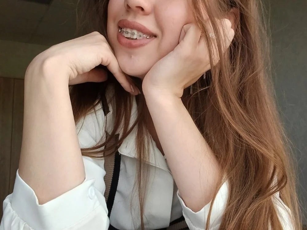 LauraleeJuran Chatroom
