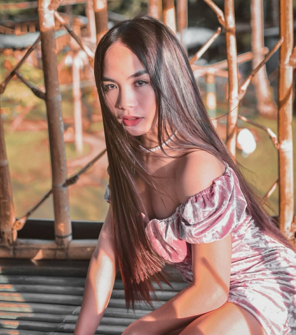 Laureen_BrownXxx Chatroom