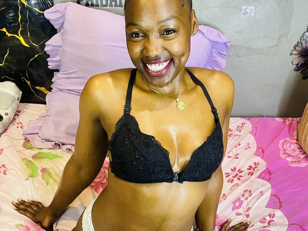 Lavishia Chatroom
