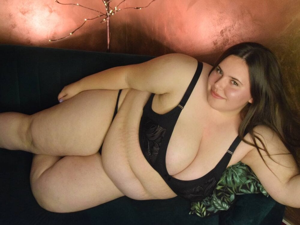 LaylaBlaze Chatroom