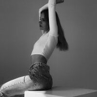 Layla_Bailey Chatroom