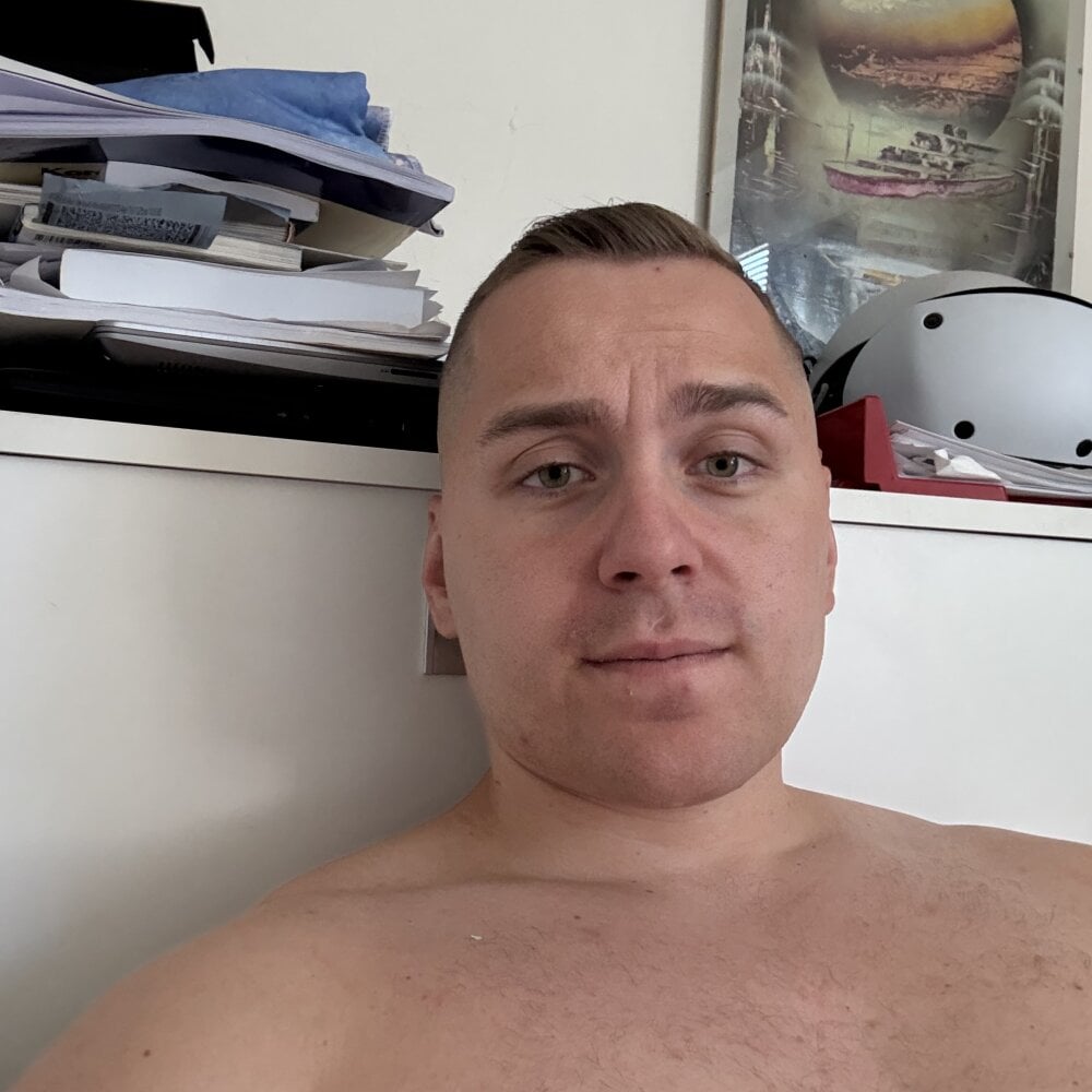 LeanerBear Chatroom