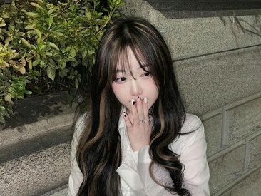 lee-smile