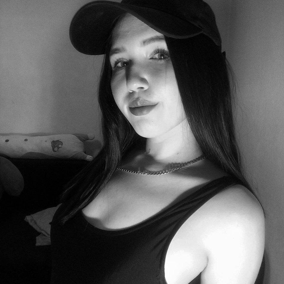 LenaKurpiel Chatroom