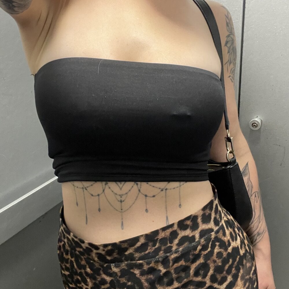 Leonie_Sommer Chatroom