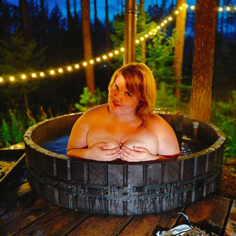 LessonInPleasure Chatroom