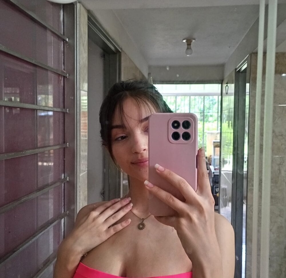 Levana_squirt Chatroom