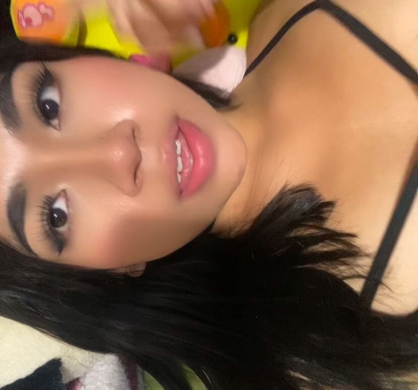 LiaSaenz27 Chatroom