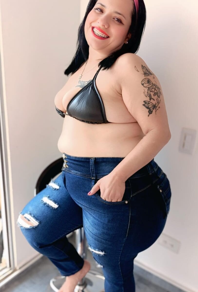Lia_TabooMatureBbw Chatroom