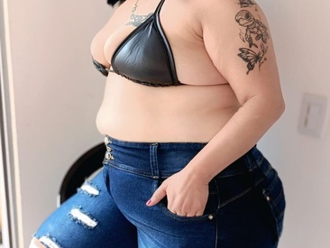 lia-taboomaturebbw