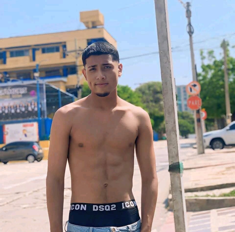 Liam_Thomas Chatroom