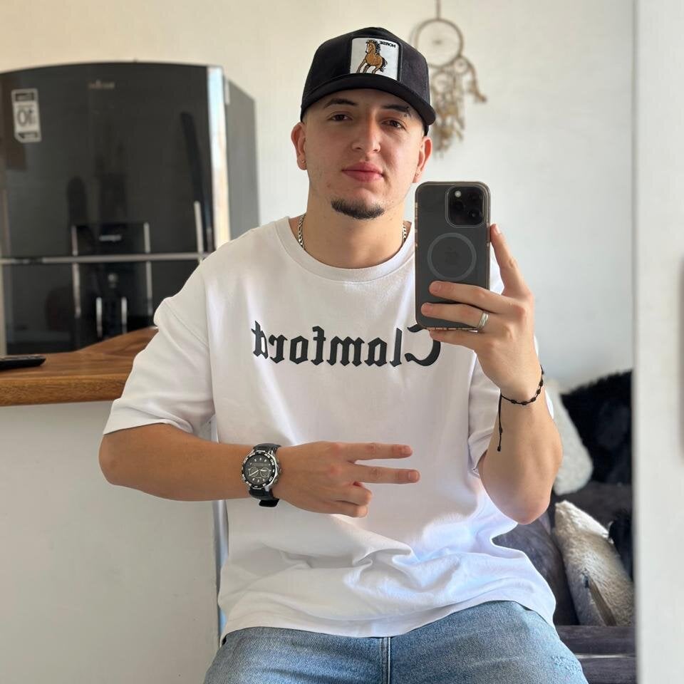 Liam_jones10 Chatroom