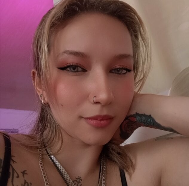 Licethf00x Webcam Profile Picture Licethf00x Chatroom