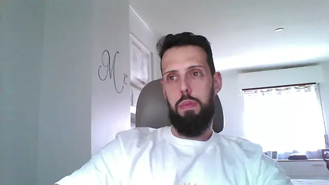 Lickmetwice Chatroom