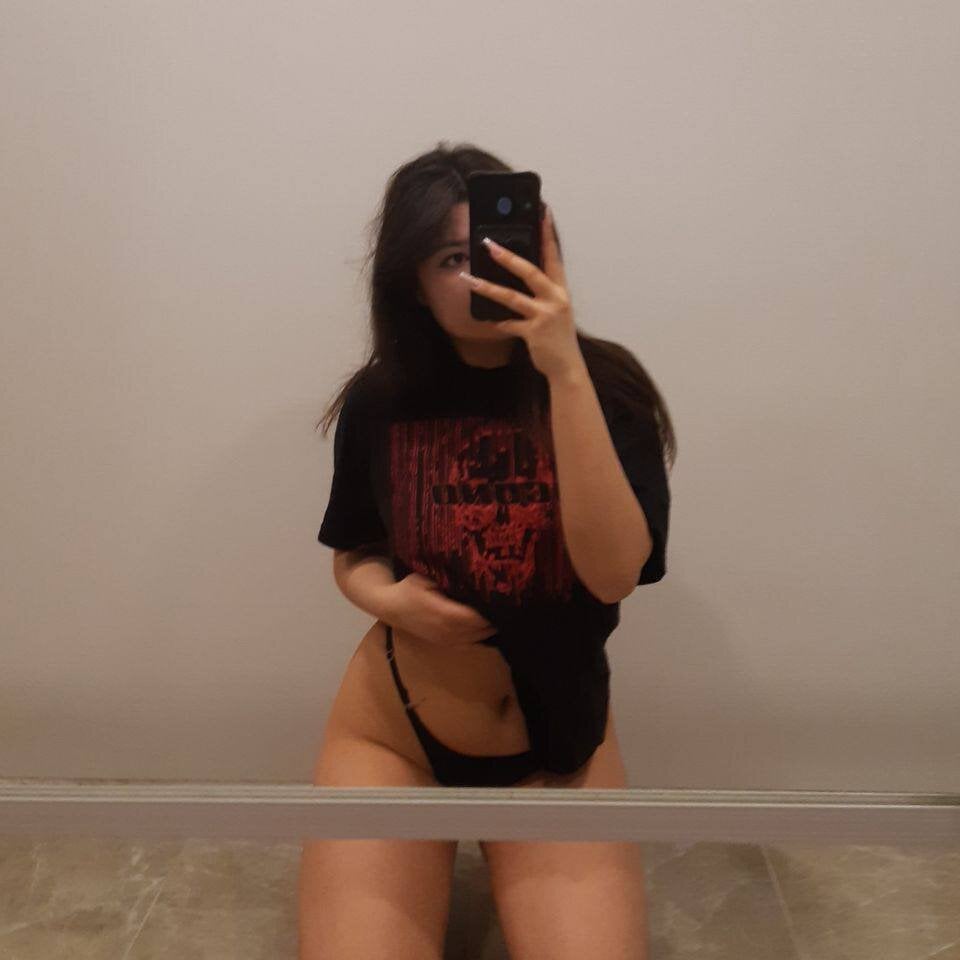 LikaxAdams Chatroom