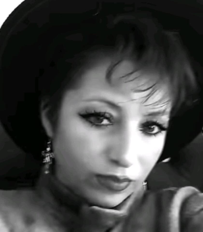 Lilith_Robinson49 Chatroom