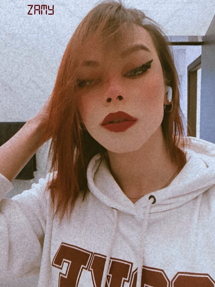 Lilith_Zamara_ Chatroom