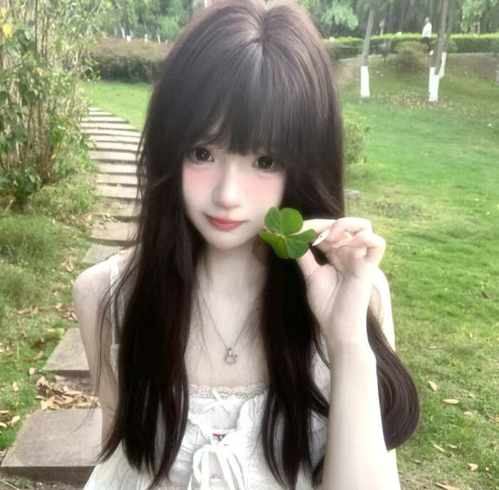 Lilium-520 Webcam Profile Picture Lilium-520 Chatroom