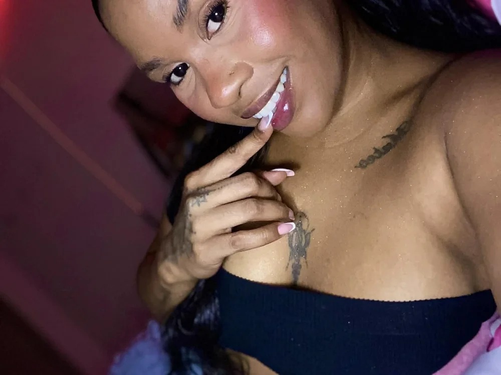Lilly_Jacksonn Chatroom