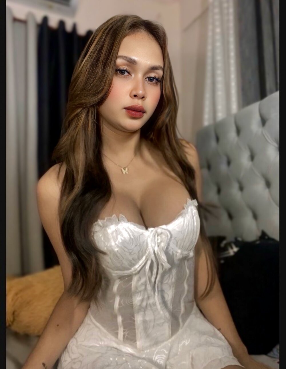 Lily_Darling Chatroom