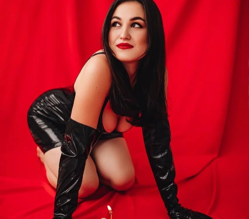 LilyyFox Chatroom