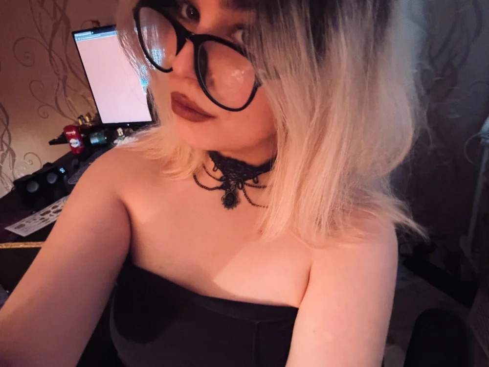 Linadark Chatroom