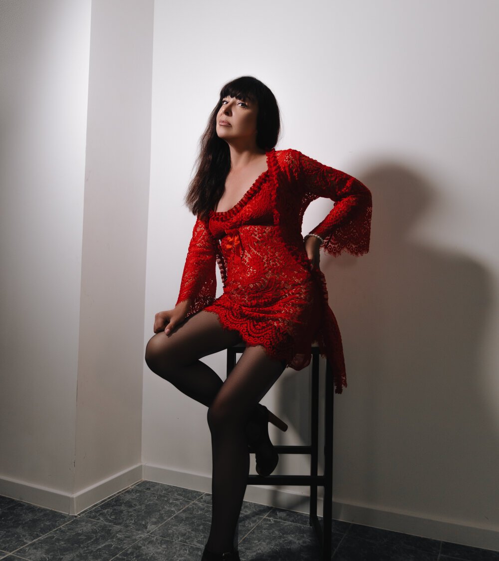 LindaRomero Chatroom