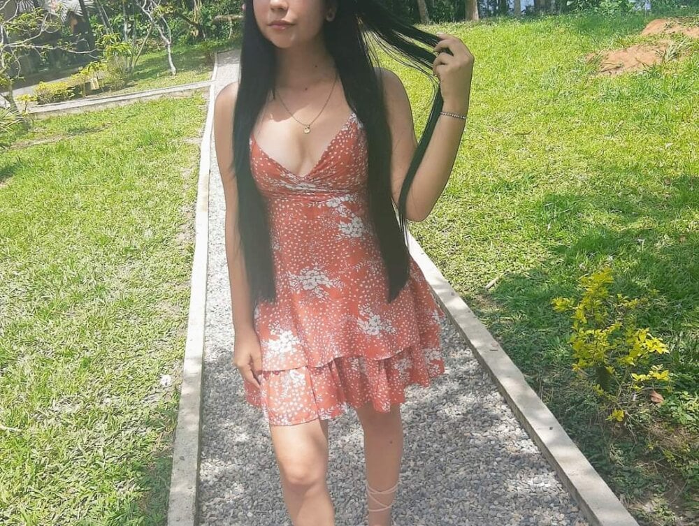 Linda_naomy Chatroom