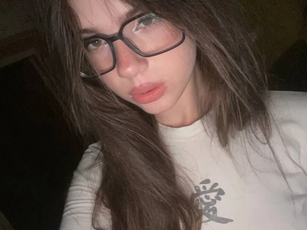 LindsyMcmann Chatroom