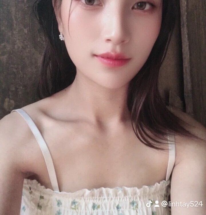 Linny_sexy Chatroom