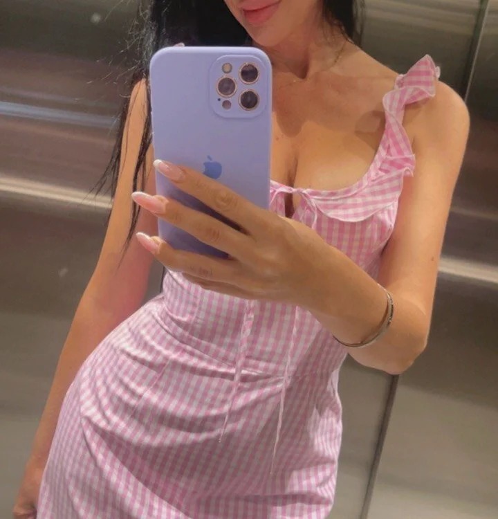 Liora_88 Chatroom