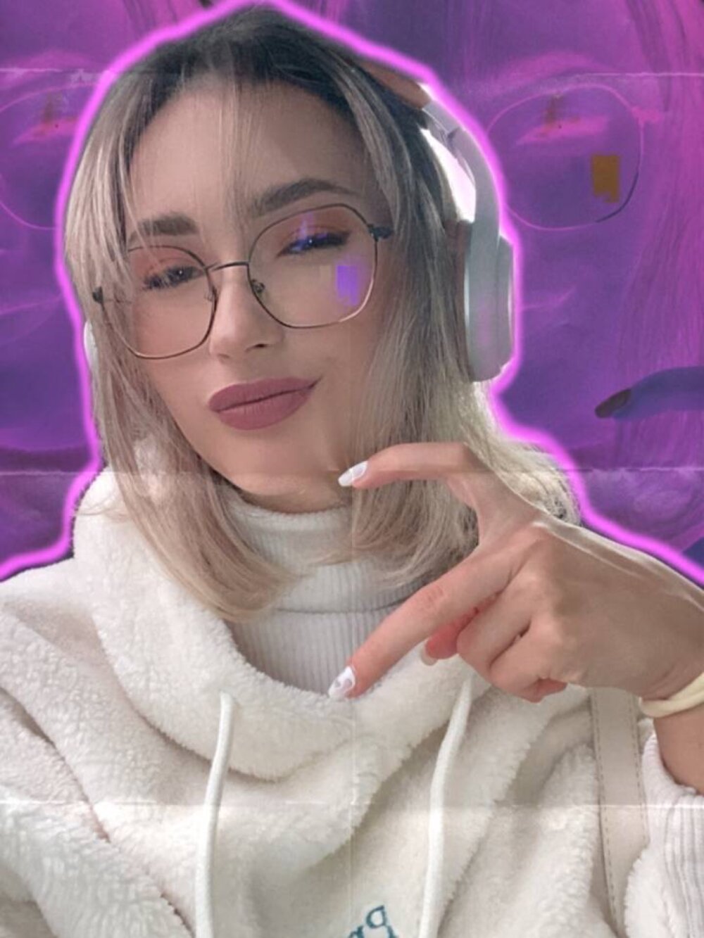LisaElliot Chatroom