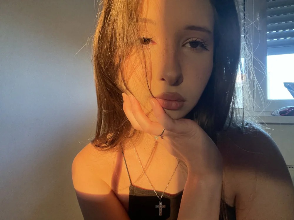 LisneyAmore Chatroom