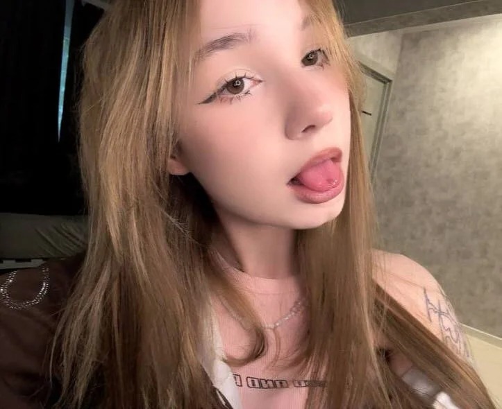 LittleMiaX Chatroom