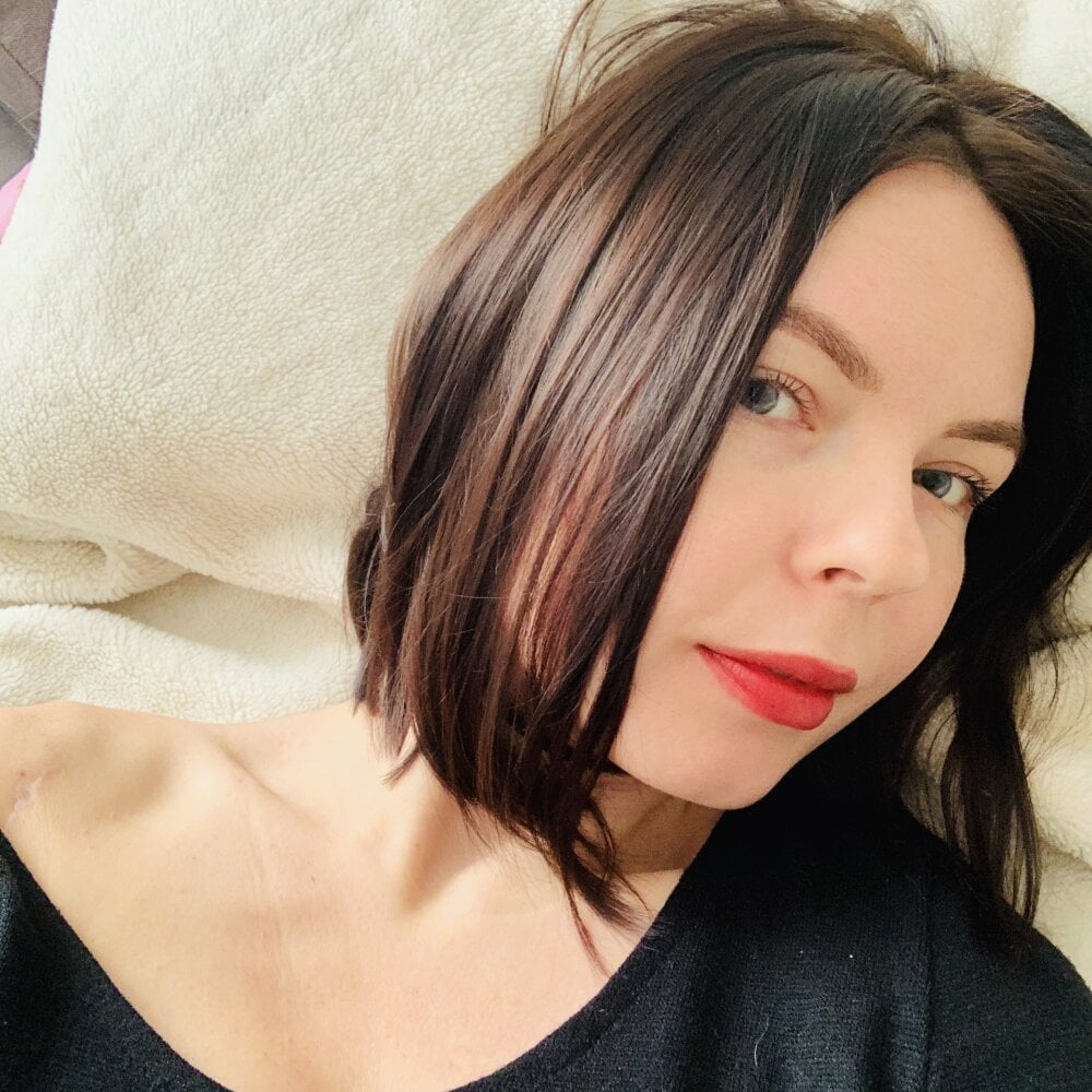 LittleNicolee Chatroom