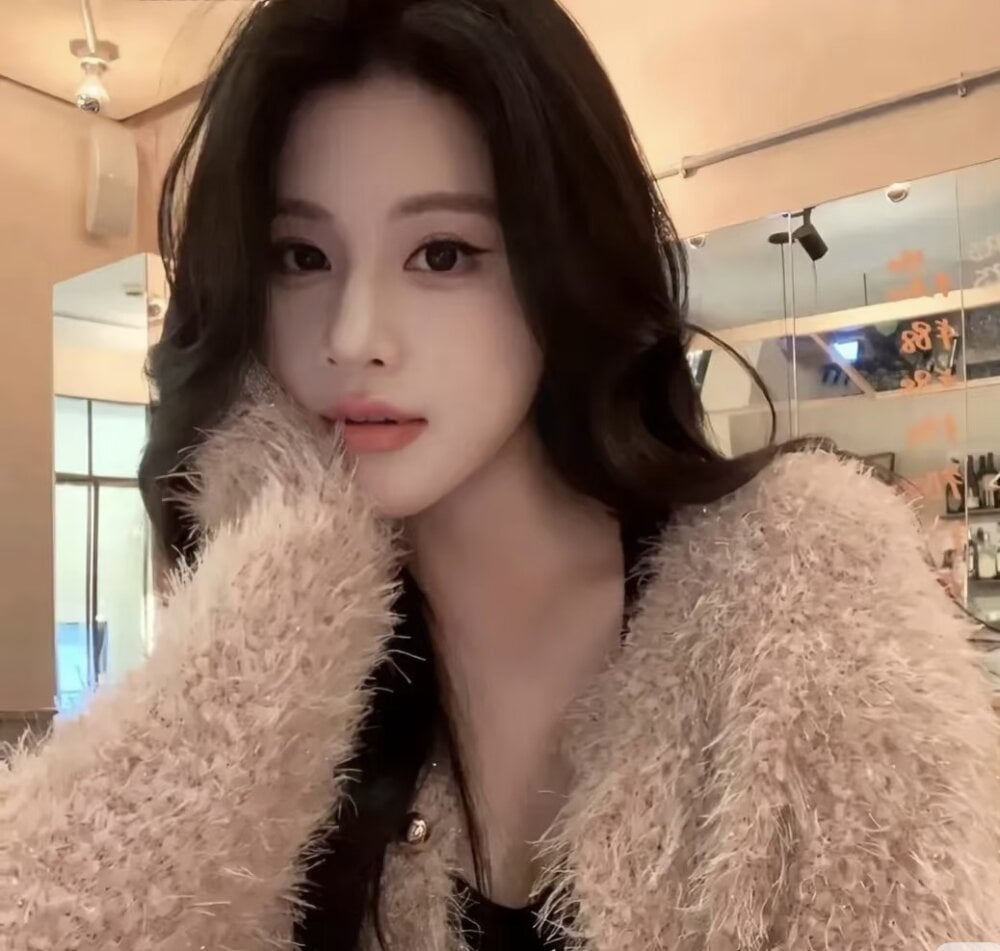 Liz-nn Chatroom