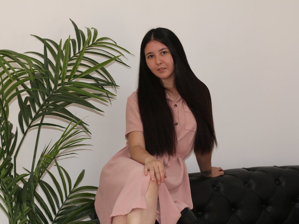 LizaCharming Chatroom