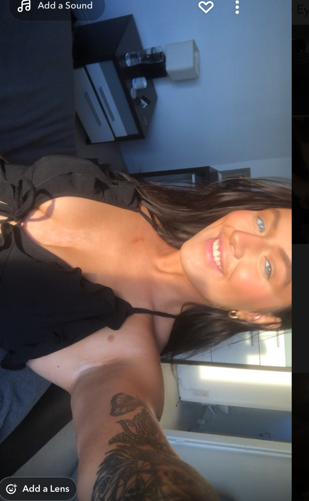 LolaRaee Chatroom