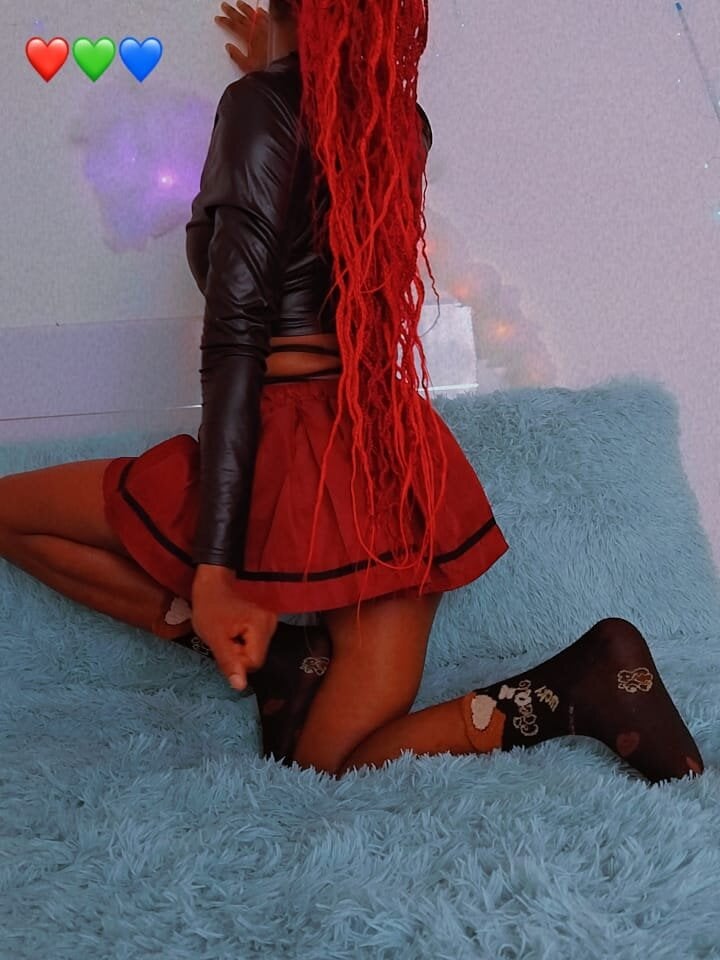 LoloQueen5 Chatroom