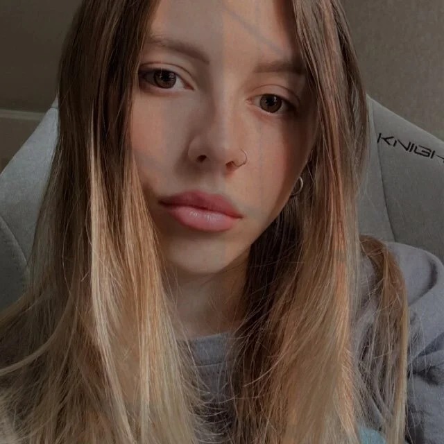 Lolya_ Chatroom